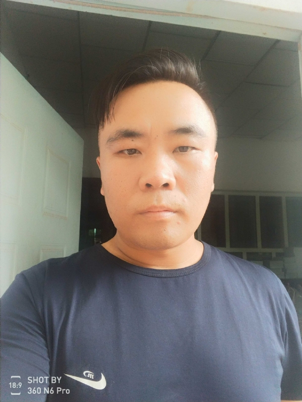 云的第一张照片--和田蓝颜知己交友网