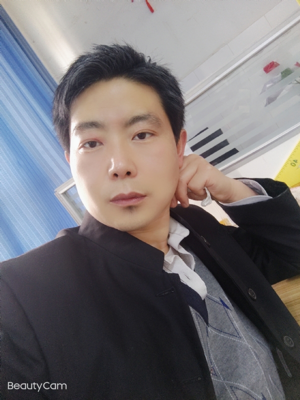 铜豌豆的第一张照片--和田蓝颜知己交友网